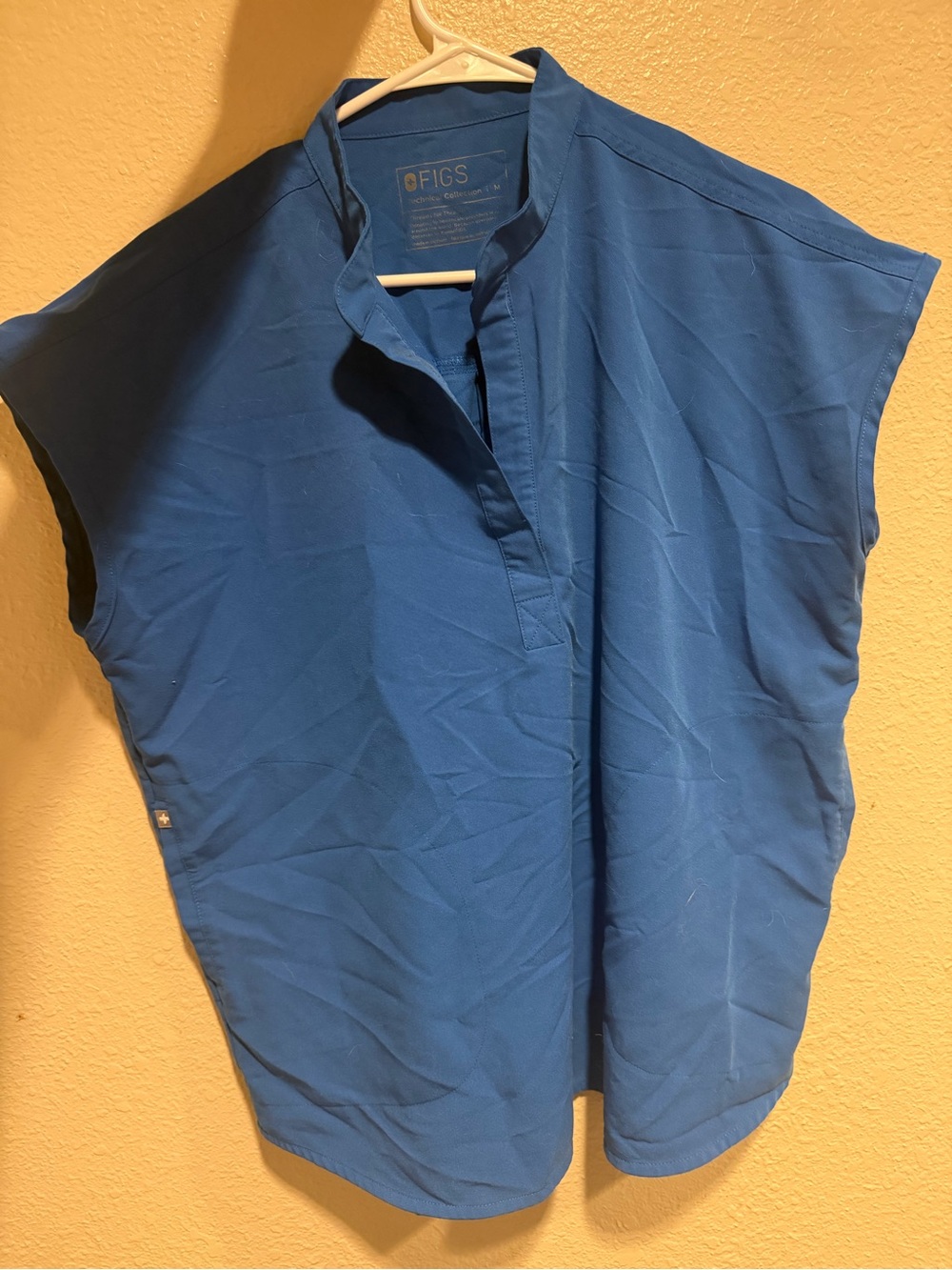 FIGS Short-Sleeve Scrub Top - Blue
